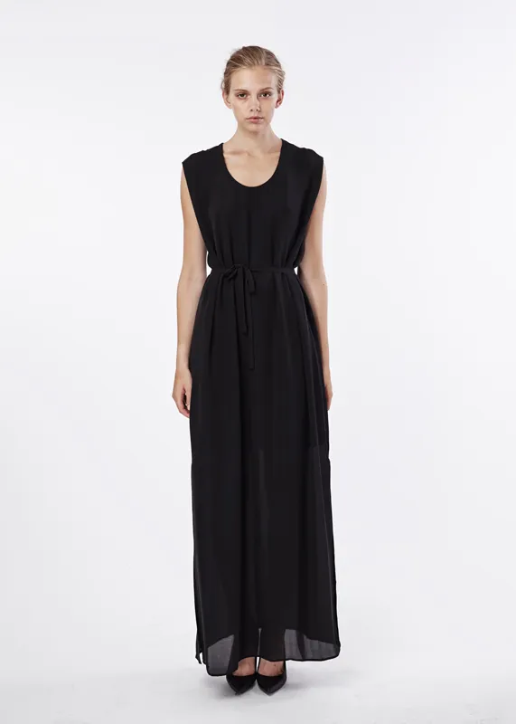 E-commerce photograph, for Stylein, styled by Kristin Dedorson